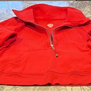 Lululemon Scuba Red Half-Zip Cropped Pullover
